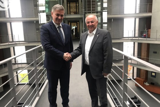 Predsjedavajući Predstavničkog doma dr. Denis Zvizdić sastao se u Berlinu sa poslanikom u njemačkom Bundestagu Josipom Juratovićem